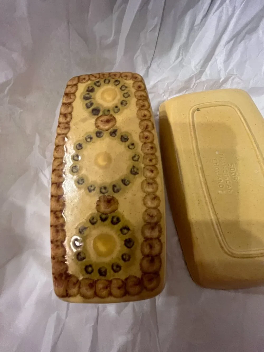 LIST AFTER AUCTION Vintage Franciscan Honeycomb Covered Butter Dish England
